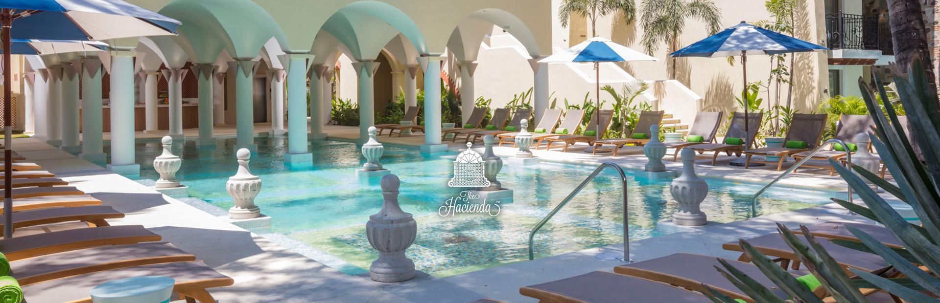 Krystal Grand® Puerto Vallarta Krystal Grand® Puerto Vallarta
