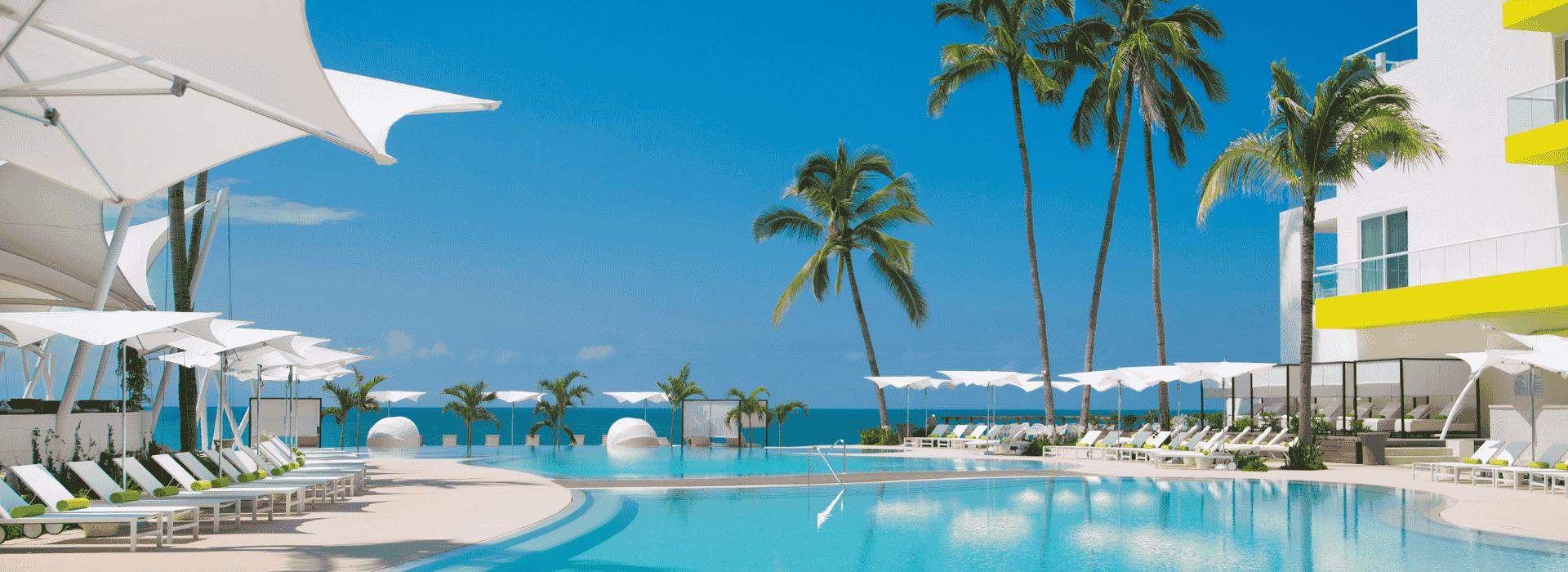 Hotel  Krystal Grand® Puerto Vallarta Hotel  Krystal Grand® Puerto Vallarta